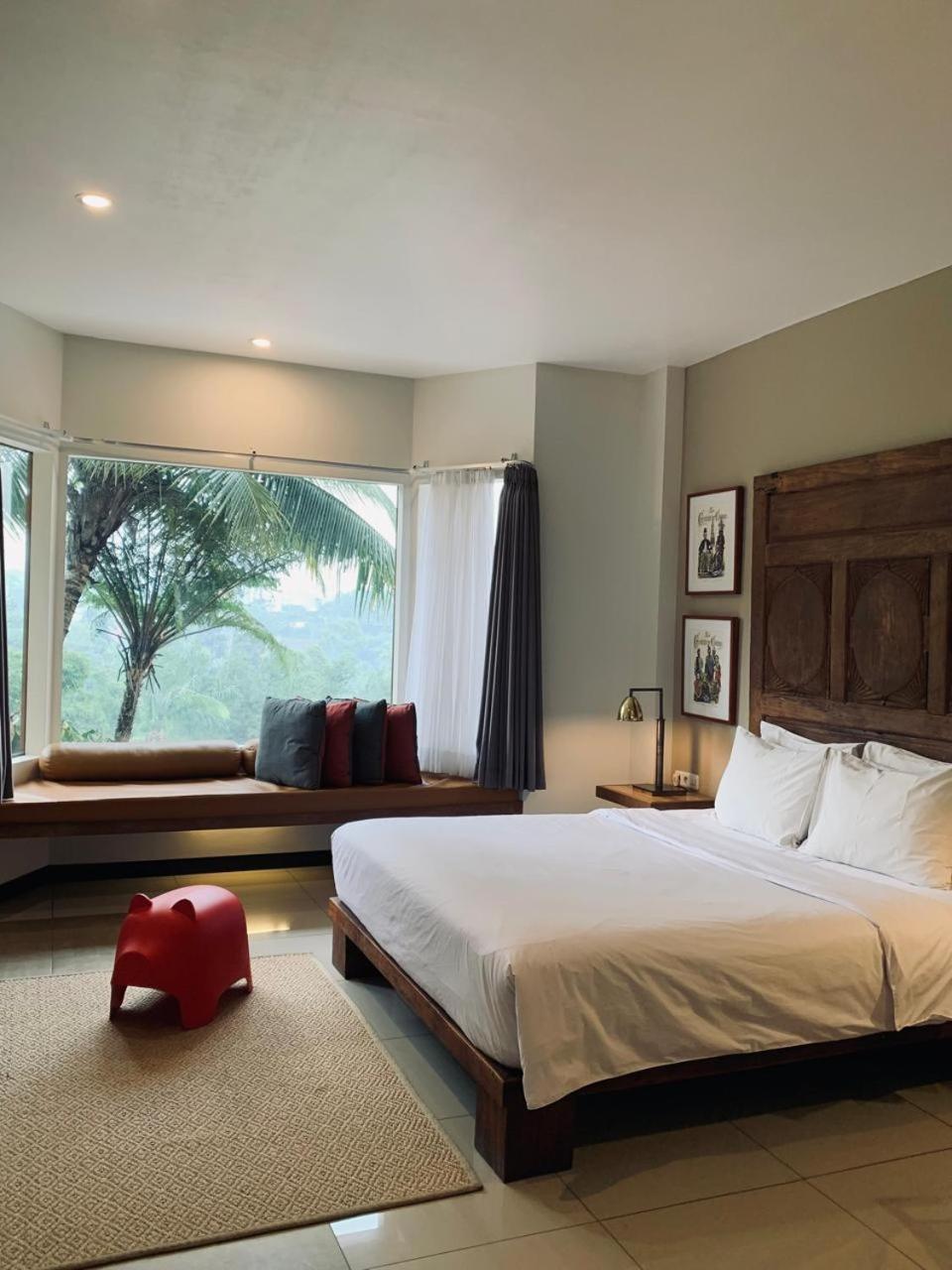 Uma Gati Aparthotel Cimenyan Ngoại thất bức ảnh